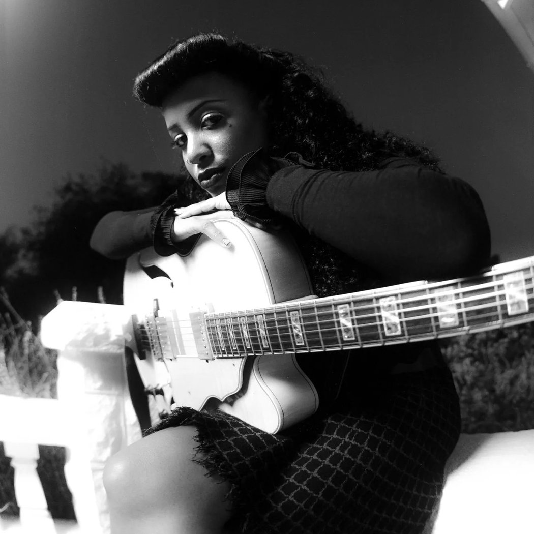 Mereba / Mack Keane / Arima Ederra / Half Moon 1